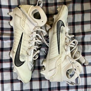 Nike Men’s 9.5 Huarache 9 Elite Mid LAX Lacrosse Cleats White/Black FD0088-101